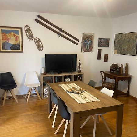 アオスタA Casa Di Nikiアパートメント エクステリア 写真
