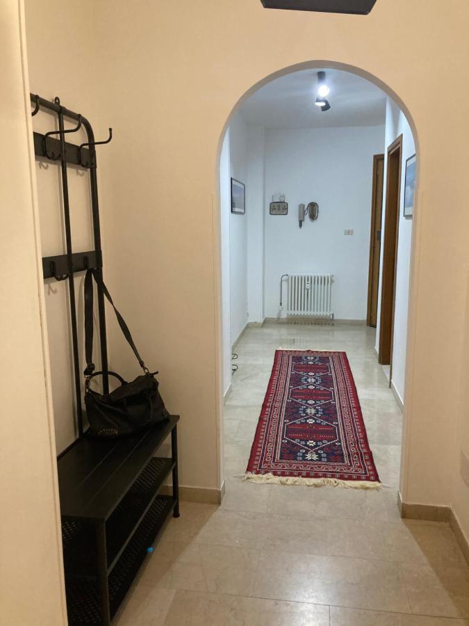 アオスタA Casa Di Nikiアパートメント エクステリア 写真