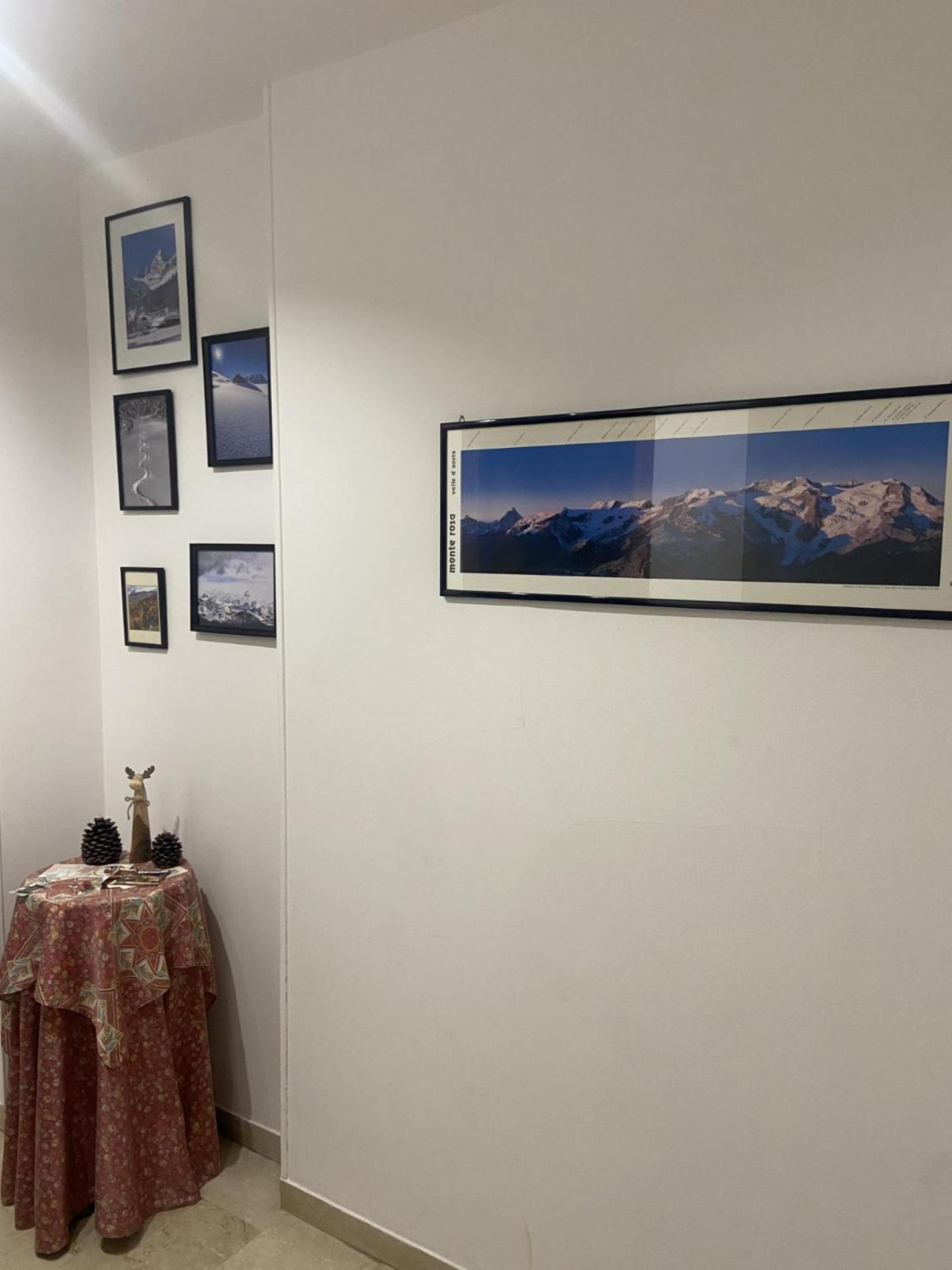 アオスタA Casa Di Nikiアパートメント エクステリア 写真